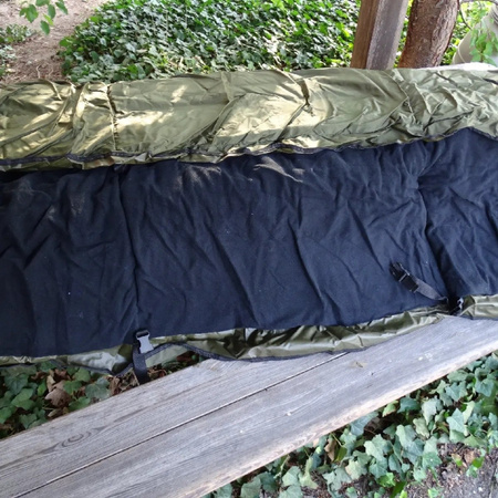 Radical Narzuta Warchild Bed Chair Cover