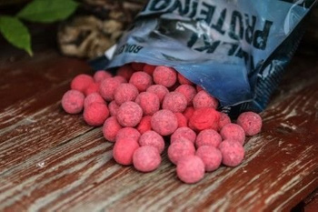 Meus Durus Kulki Zanętowe Brzoskwinia Ananas 18mm 1kg